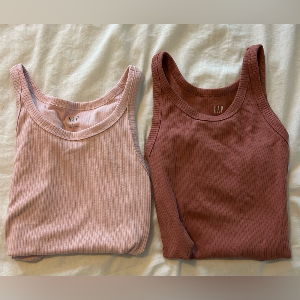 GAP Ribbed Tank Tops in Pale Pink & Rust